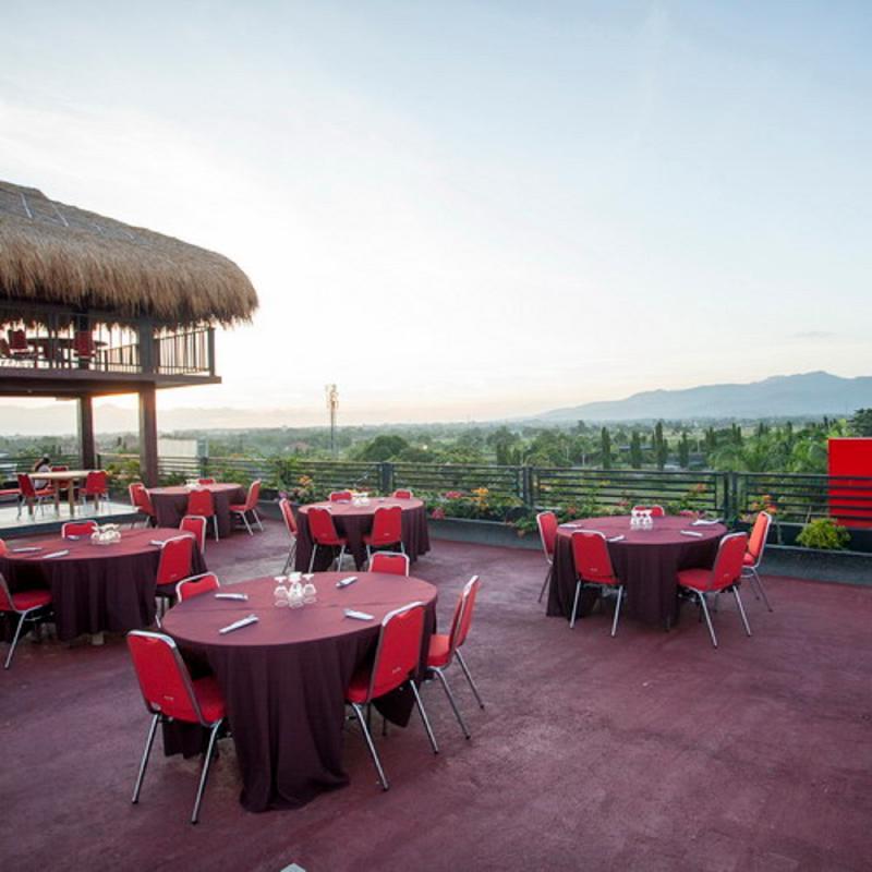 Pratama Hotel & Convention Матарам Экстерьер фото